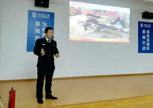 3499拉斯维加斯之家星南方店积极发展消防安全及逃生培训
